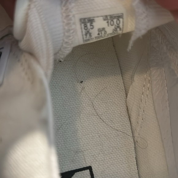 White Vans slip ons sz 8.5 men’s barely used - Picture 3 of 4